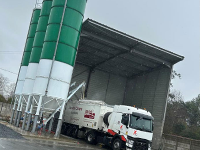 Chape liquide 64, Chape liquide 65 , Chape liquide Landes, Isolation mousse Polyuréthane 64, Isolation mousse Polyuréthane 65, Isolation mousse Polyuréthane Landes, Isolation des combles 64, Isolation des combles 65, Isolation des combles Landes, Isolation des sols 64, Isolation des sols 65, Isolation des sols Landes, Béton ciré 64, Béton ciré 65, Béton ciré Landes